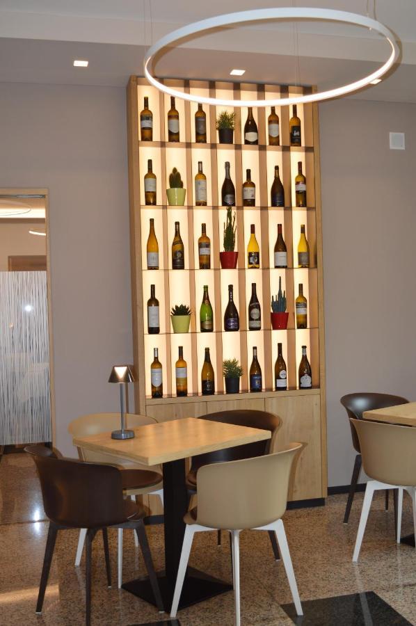 Albergo Ristorante Da Neni 모리 외부 사진